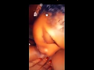 Girl eating Pussy